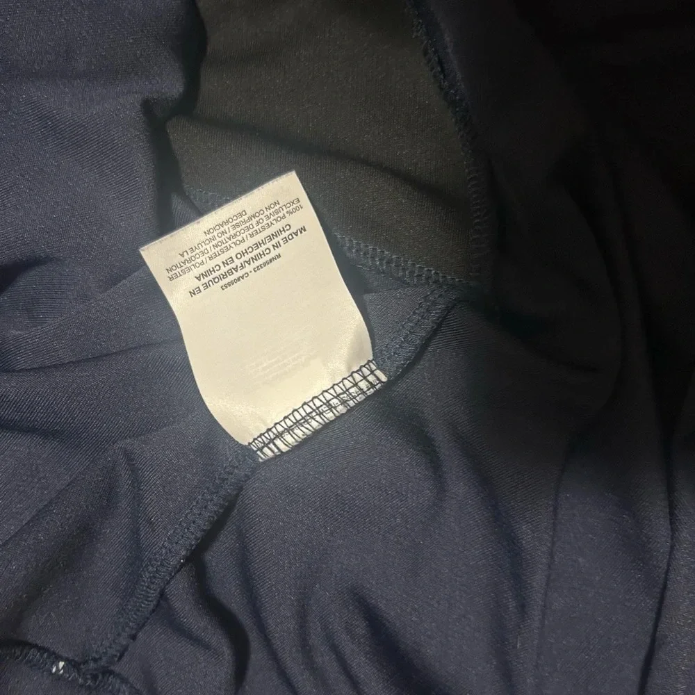 Nike NSW long sleeved mens size M blank logo crew in excellent condition - Picture 10 of 10